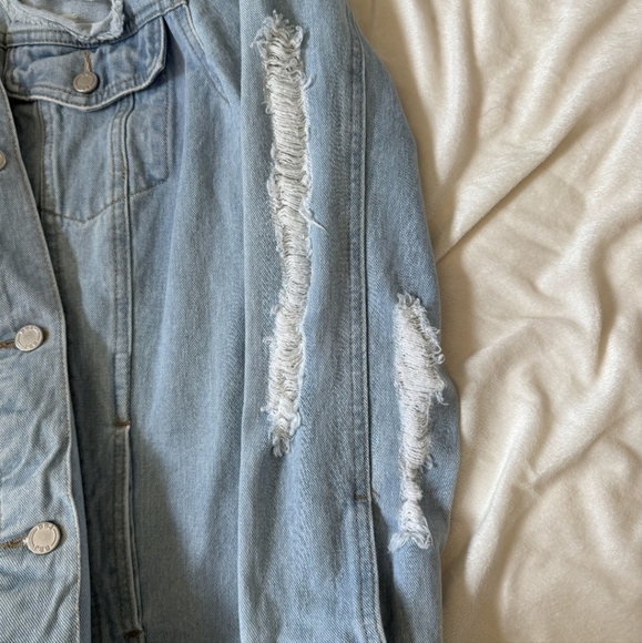 Oversized Y2K Distressed Jean Denim Jacket - Picture 10 of 13